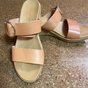 Mariella Italy Tan Leather Wedge Sandals 8.5 M Adjustable Strap Minimalist